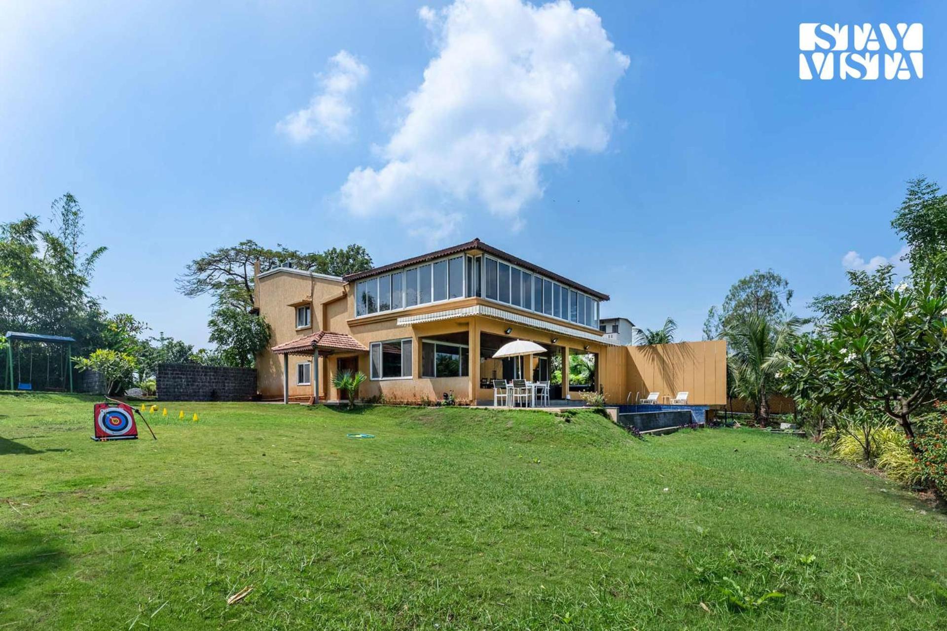 Stayvista At Countryside Meadows With Pool, Ac Púna Exteriér fotografie